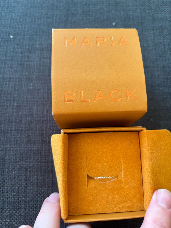 Ring Maria Black