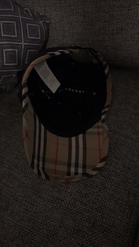 Cap, Burberry, str. Size one