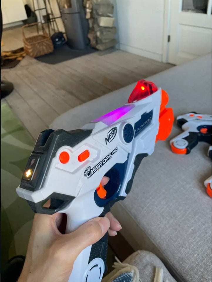 Våben, Laserpistoler , Nerf laser