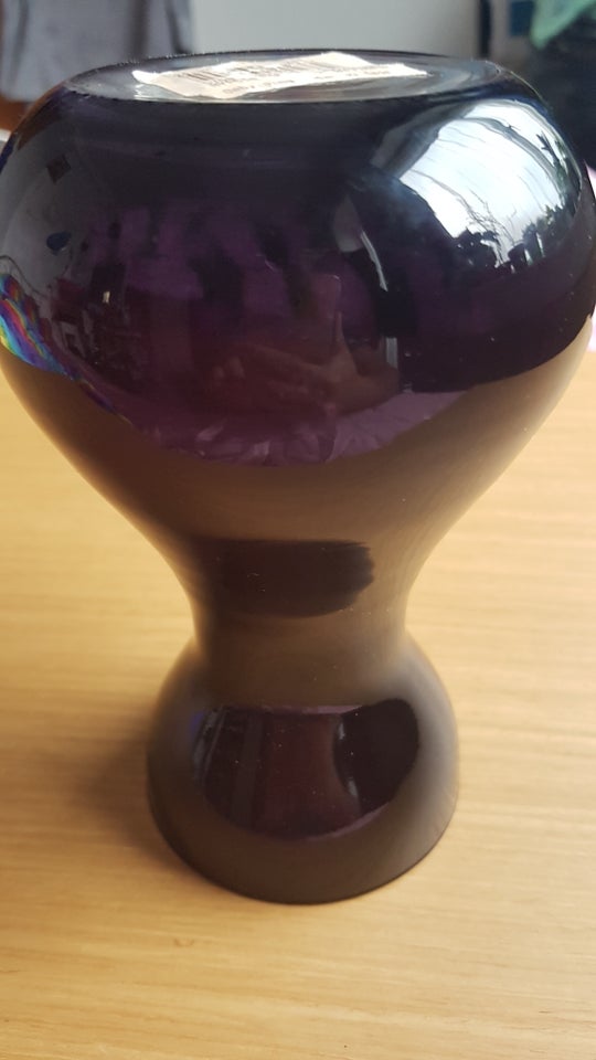 Hyacint glas vase, mørke liljer