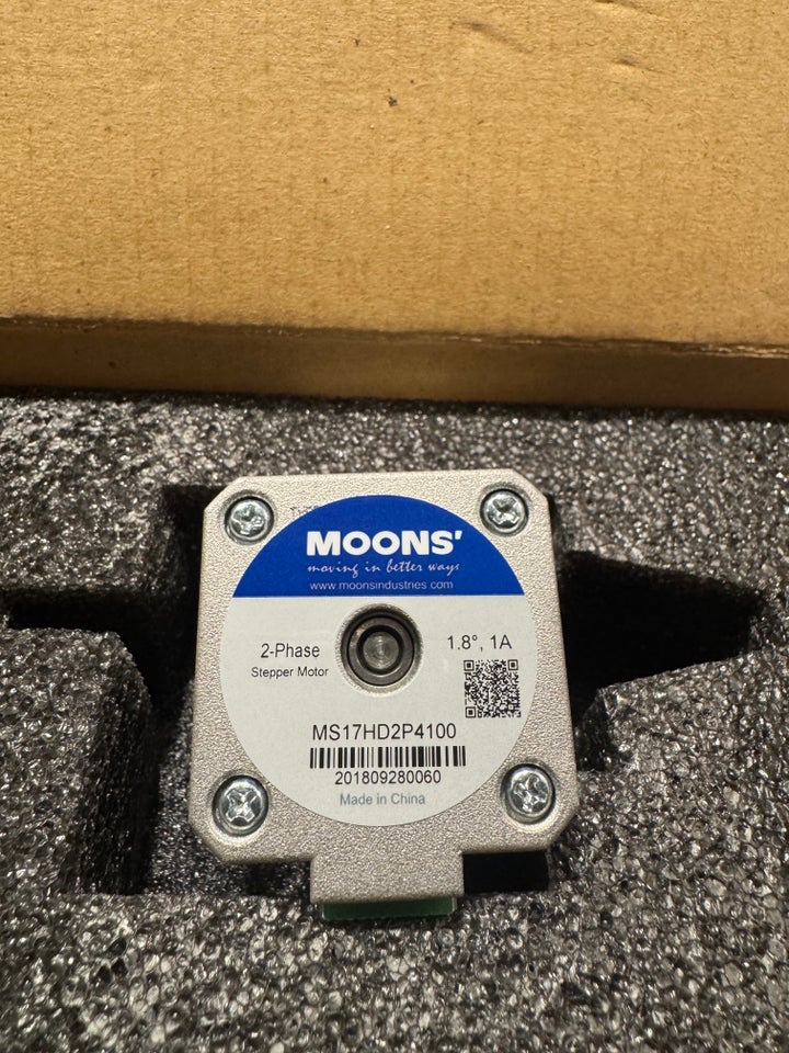 Tilbehør, MOONS stepper motor,