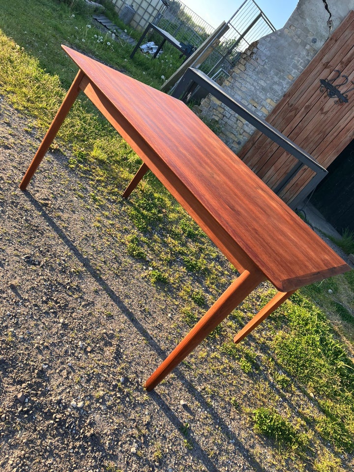 Anden arkitekt bord Teak