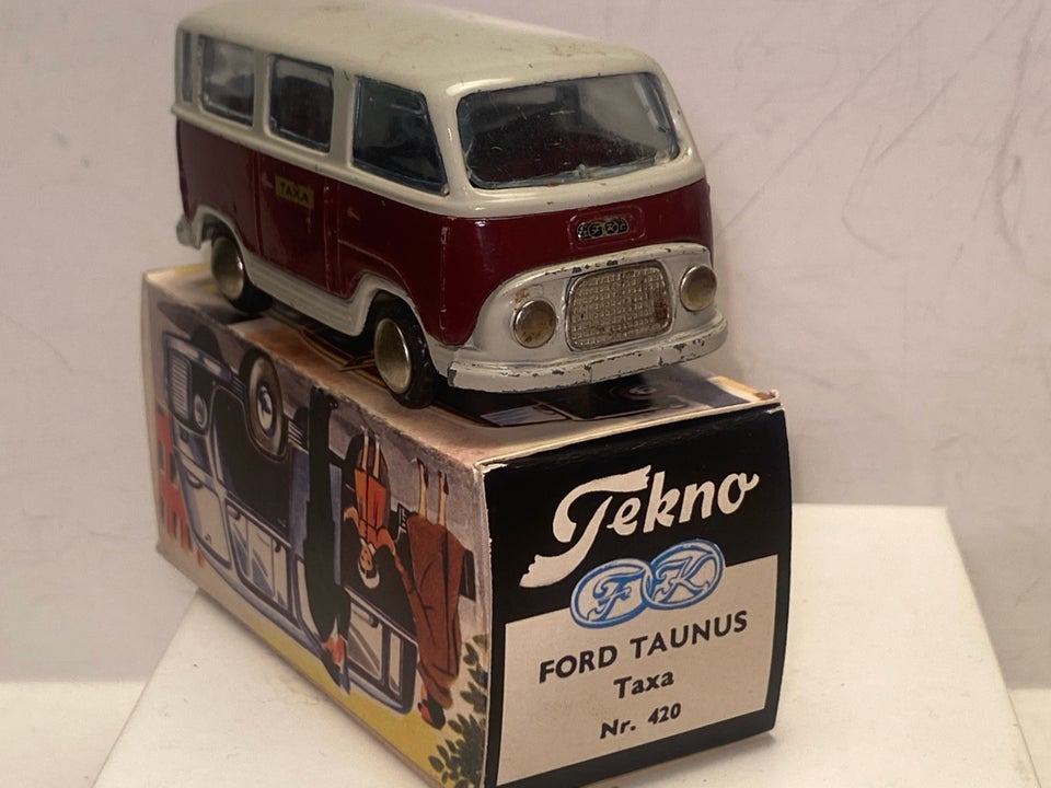 Modelbil Tekno Ford Taunus 1000