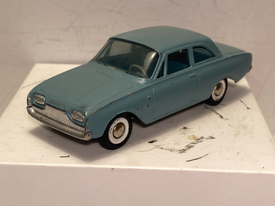 Modelbil, Tekno Ford Taunus 17M -