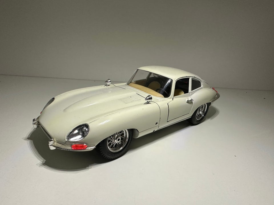 Modelbil, Burago Jaguar e Coupe ,