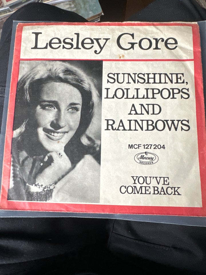 Single, Lesley gore