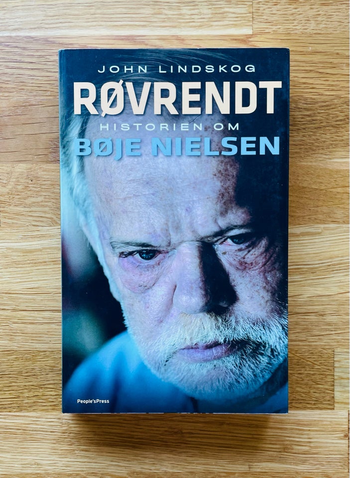 Røvrendt, John Lindskog