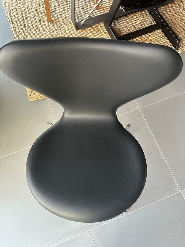 Arne Jacobsen, stol, 3107-ESS