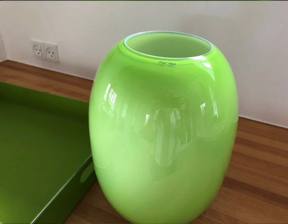 Piet Hein Vase