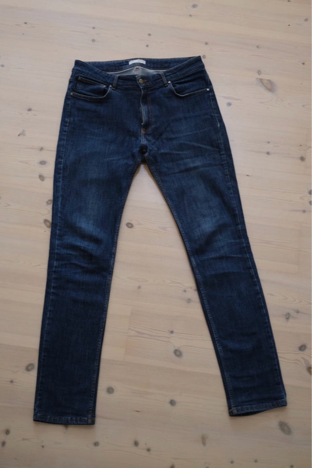 Jeans, Two Thirds, str. 32