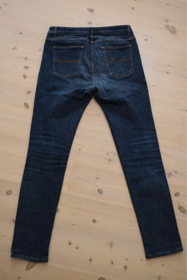 Jeans, Two Thirds, str. 32