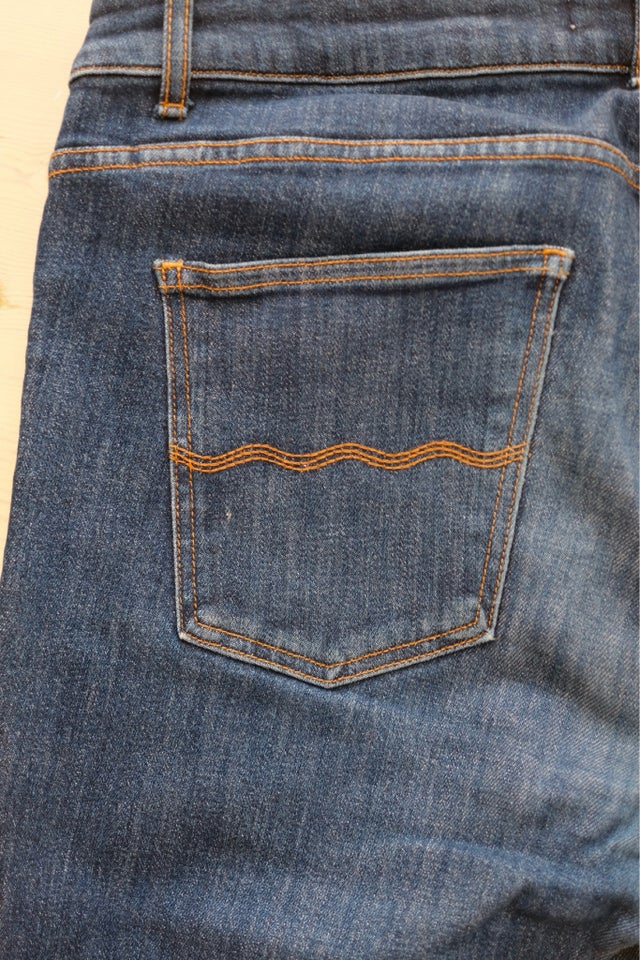 Jeans, Two Thirds, str. 32