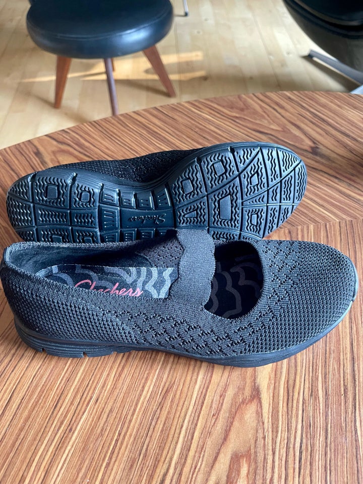 Ballerinasko, str. 39, Skechers