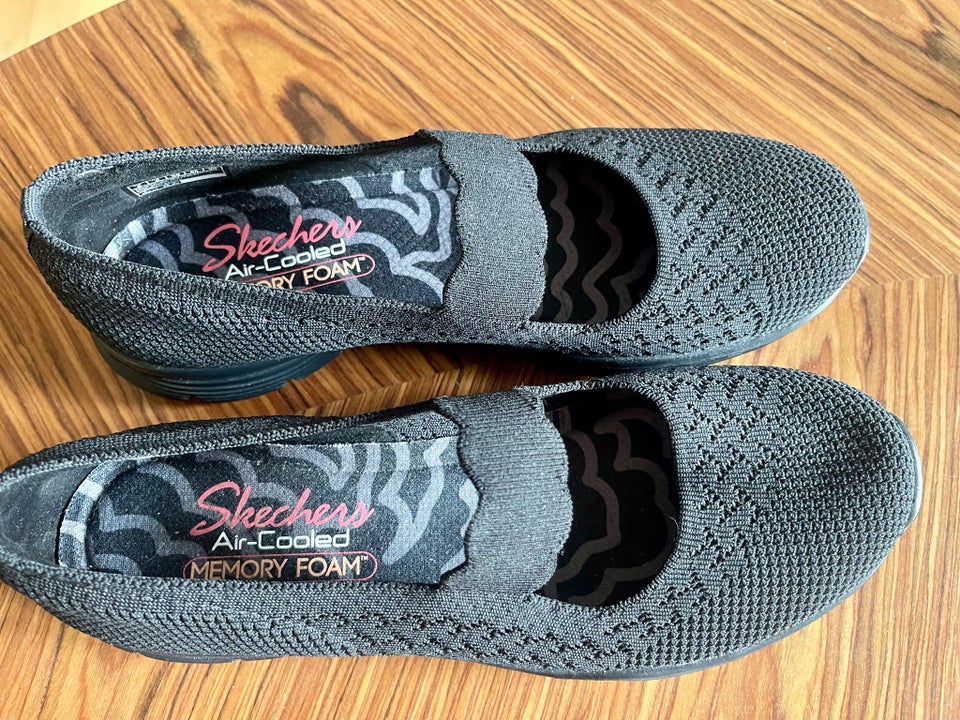 Ballerinasko, str. 39, Skechers