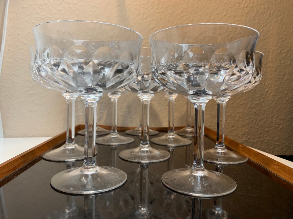 Glas, Vintage champagneskåle