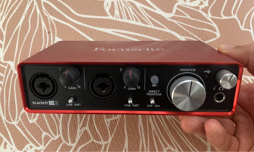 Lydkort, Focusrite Scarlett 2i2