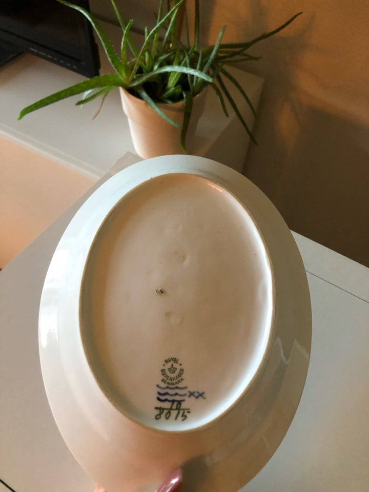 Kgl porcelæns fad blå blomst,