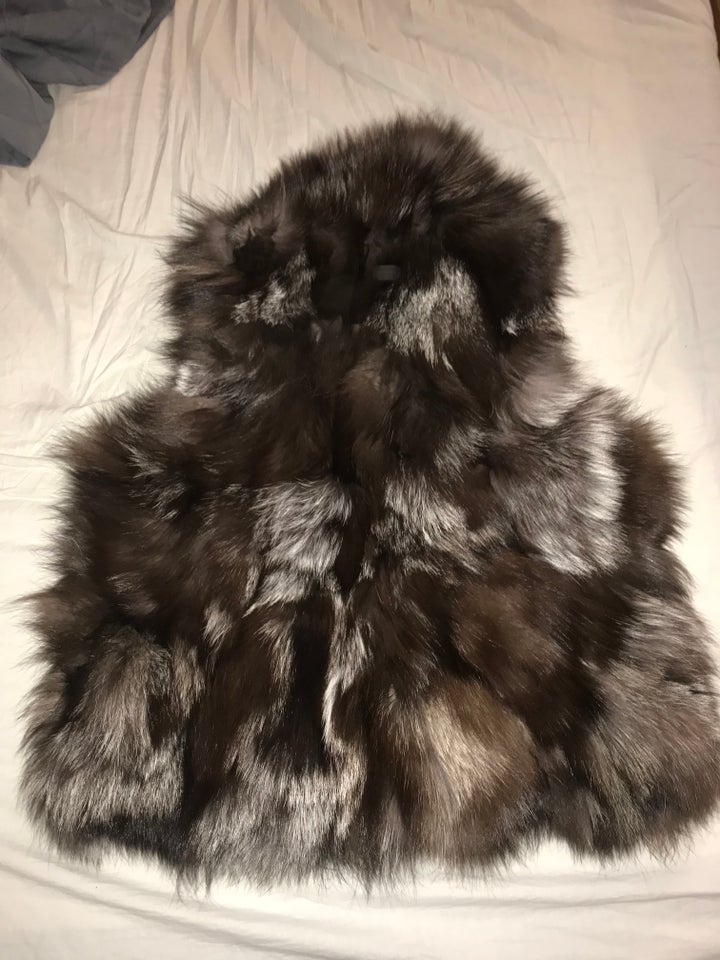 Vest, FUR LIVING , str. 42