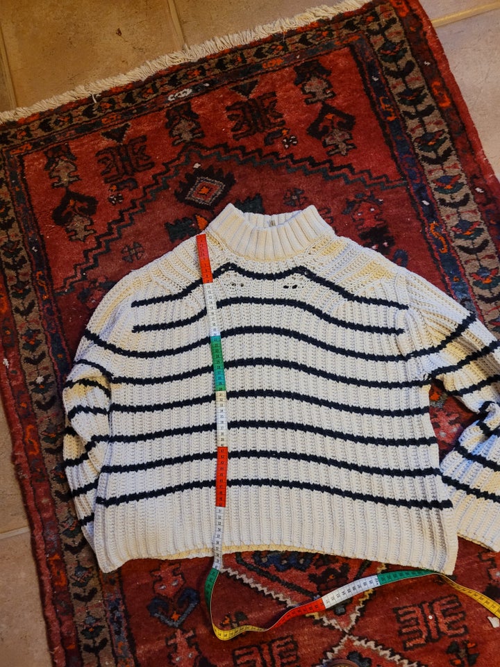 Sweater, Munthe, str. 34