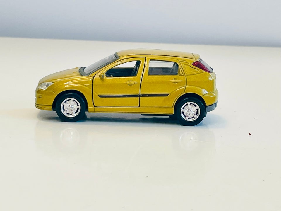 Modelbil, Tins Toys Ford Focus,