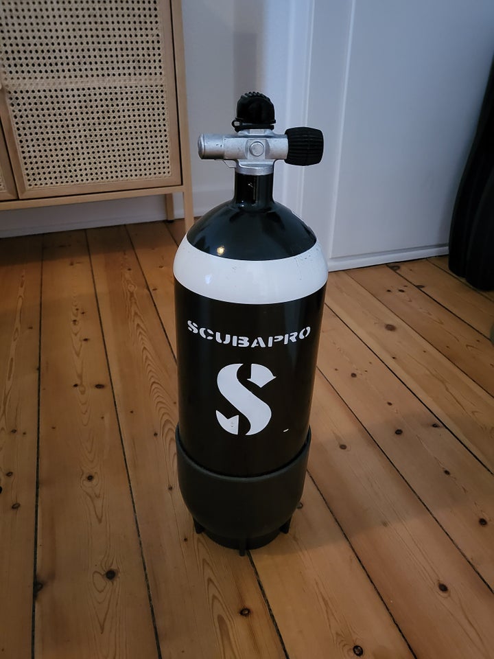 8L tank Scuba pro