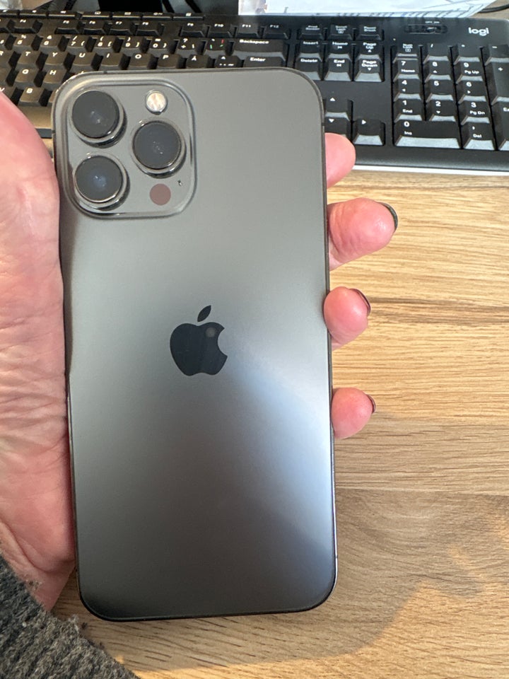 iPhone 13 Pro Max, 256 GB, grå