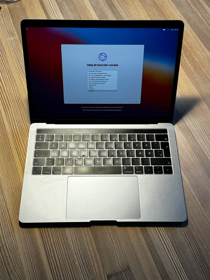 MacBook Pro, MacBook Pro 13-inch