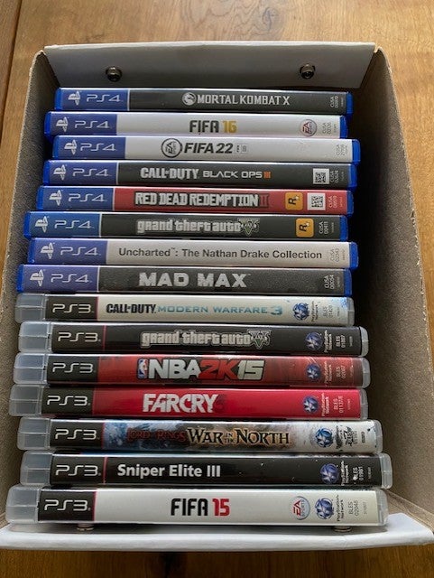 15 forskellige spil PS4 anden