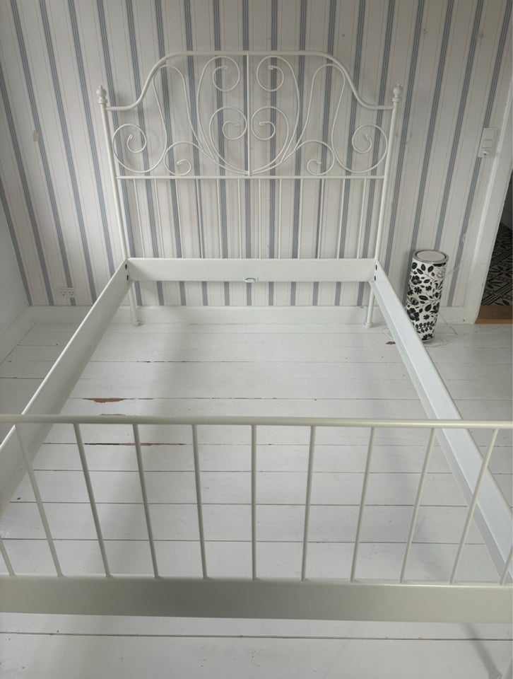 Sengeramme Ikea b: 140 l: 200