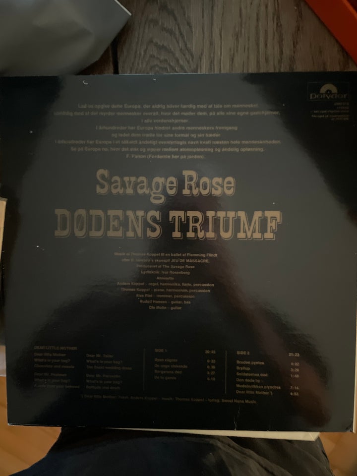 LP, Savage rose