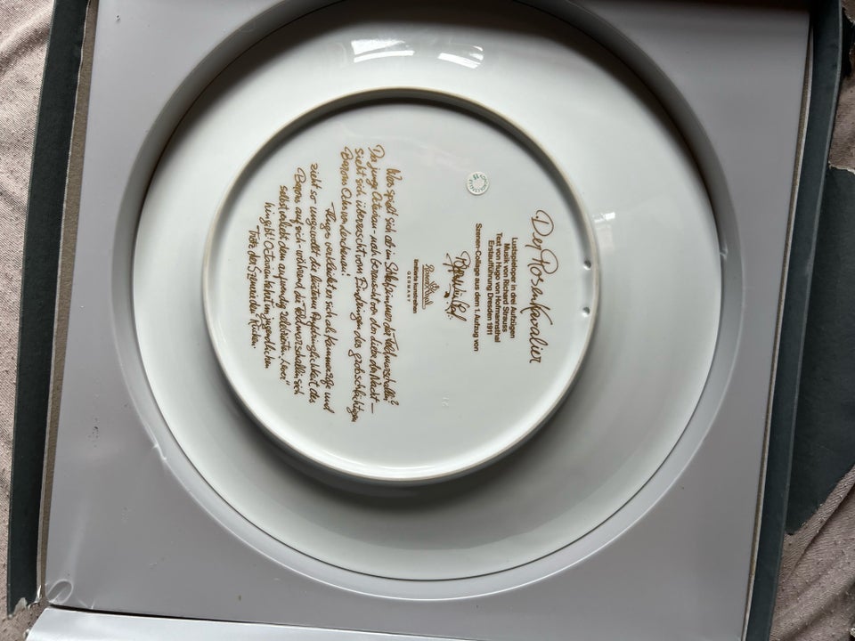 2 Bjørn wiinblad platter, Bjørn