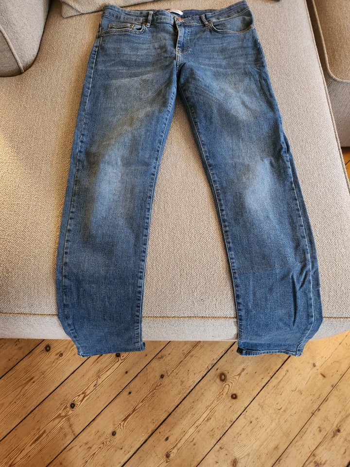 Jeans, Won Hundred dean A, str. 33