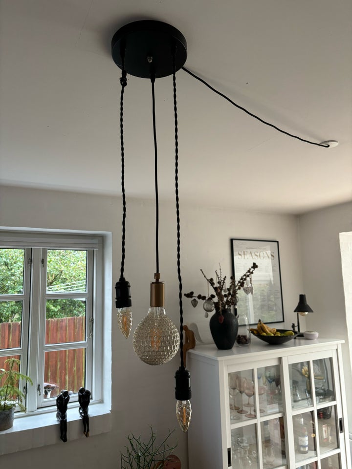 Anden loftslampe, Ilva