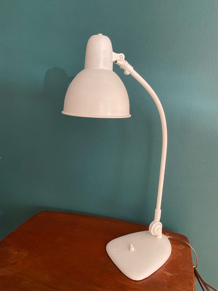 Anden bordlampe, Bauhaus lampe