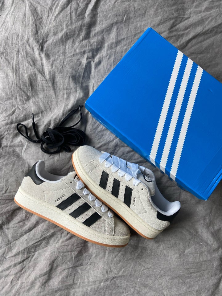 Sneakers, str. 40,5, adidas