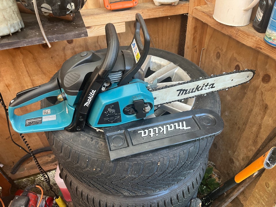 Motorsav, Makita EA3201s