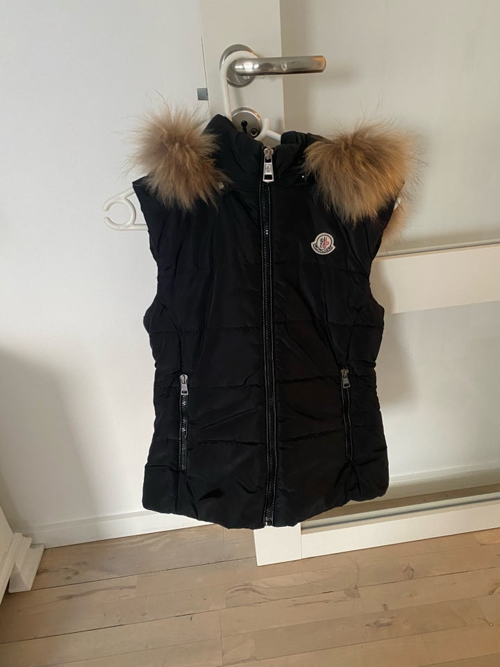 Vest, str. 32, Moncler