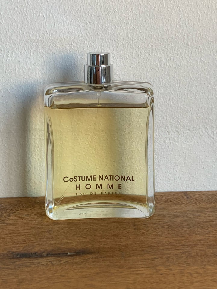 Eau de parfum, Costume national