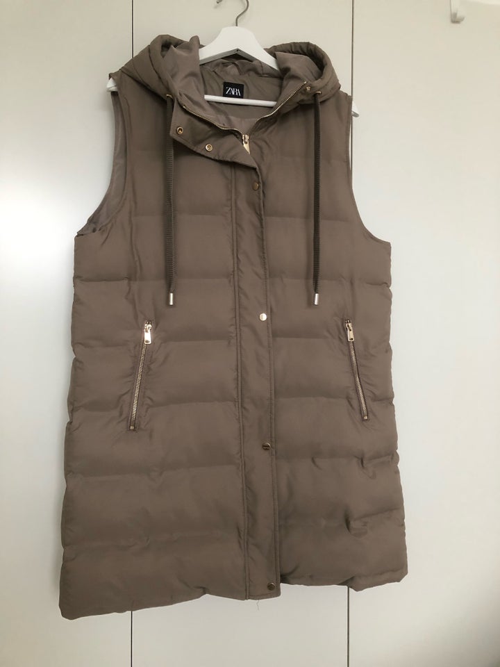 Vest, str. 40, Zara