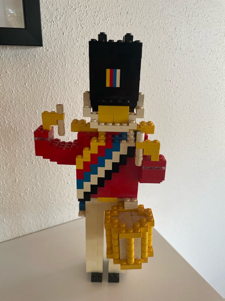 Legetøj, Lego garder limet