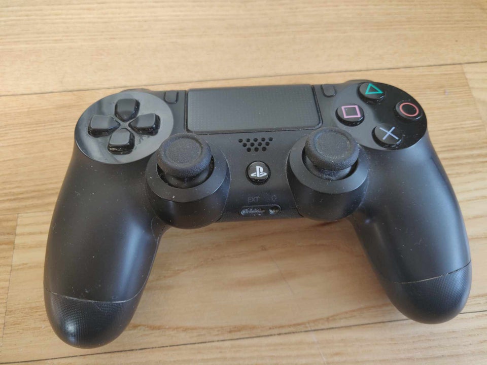 Playstation 4, PS4 controller, God