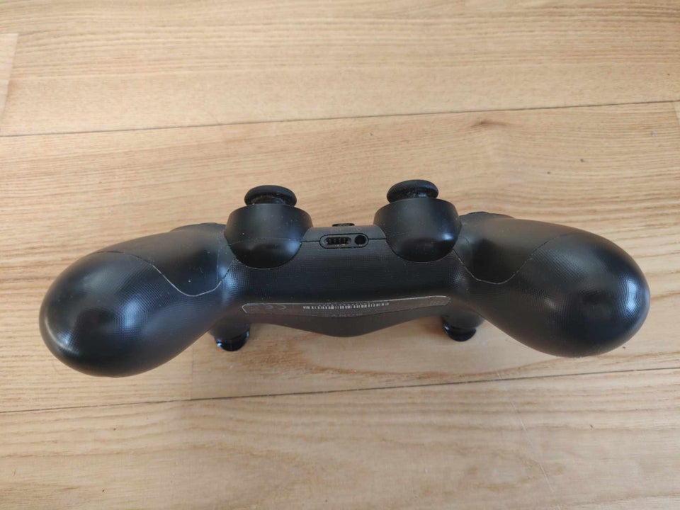 Playstation 4, PS4 controller, God