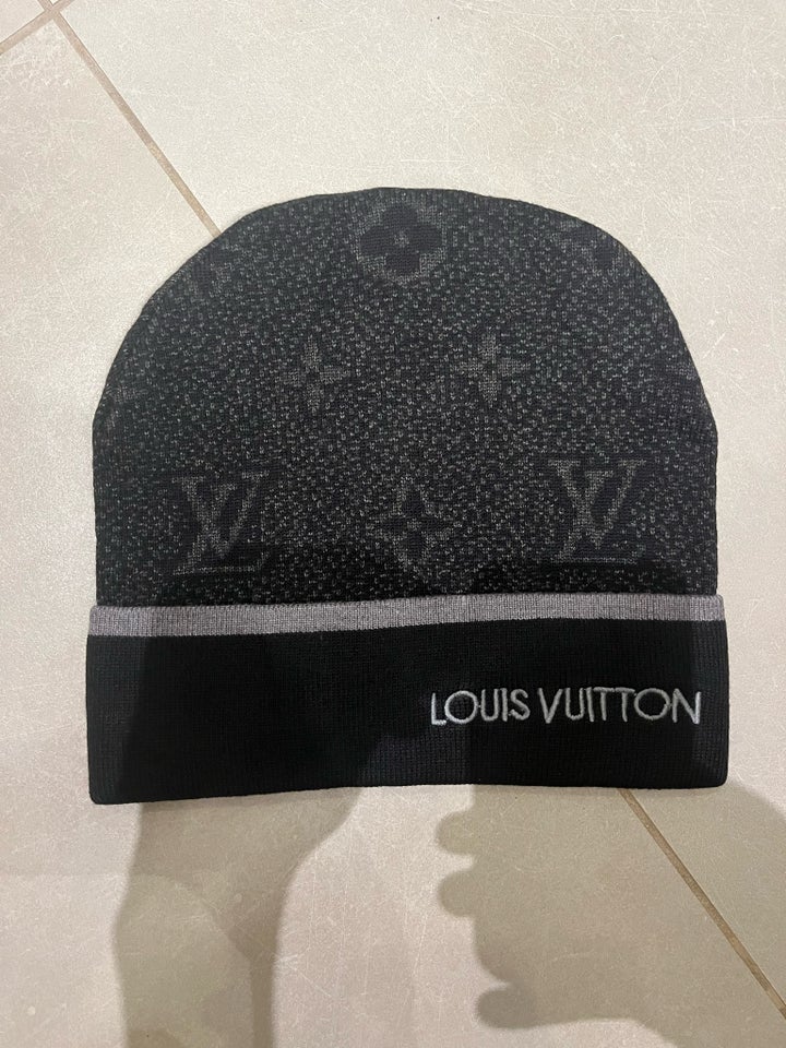 Hue, louis vuitton , str. s