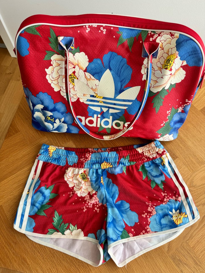 Shorts, Adidas, str. 36