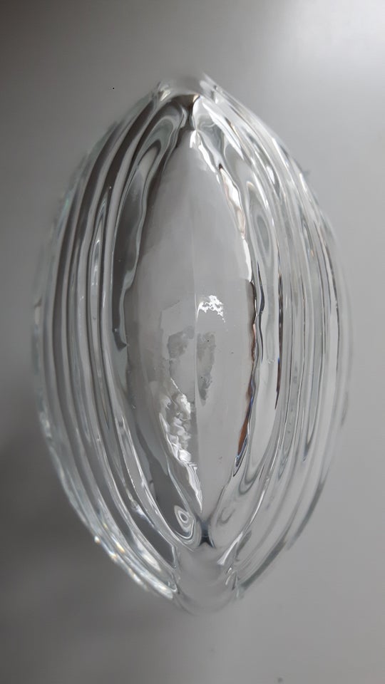Glas Karaffel skulptur