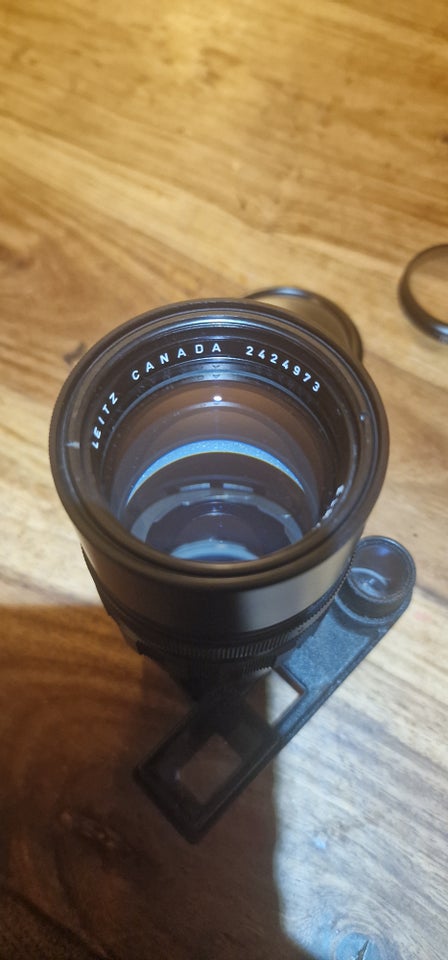 Leica Elmarit 1:2.8 / 135 M mount,