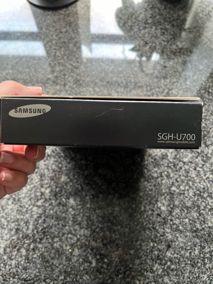 Samsung U700, God