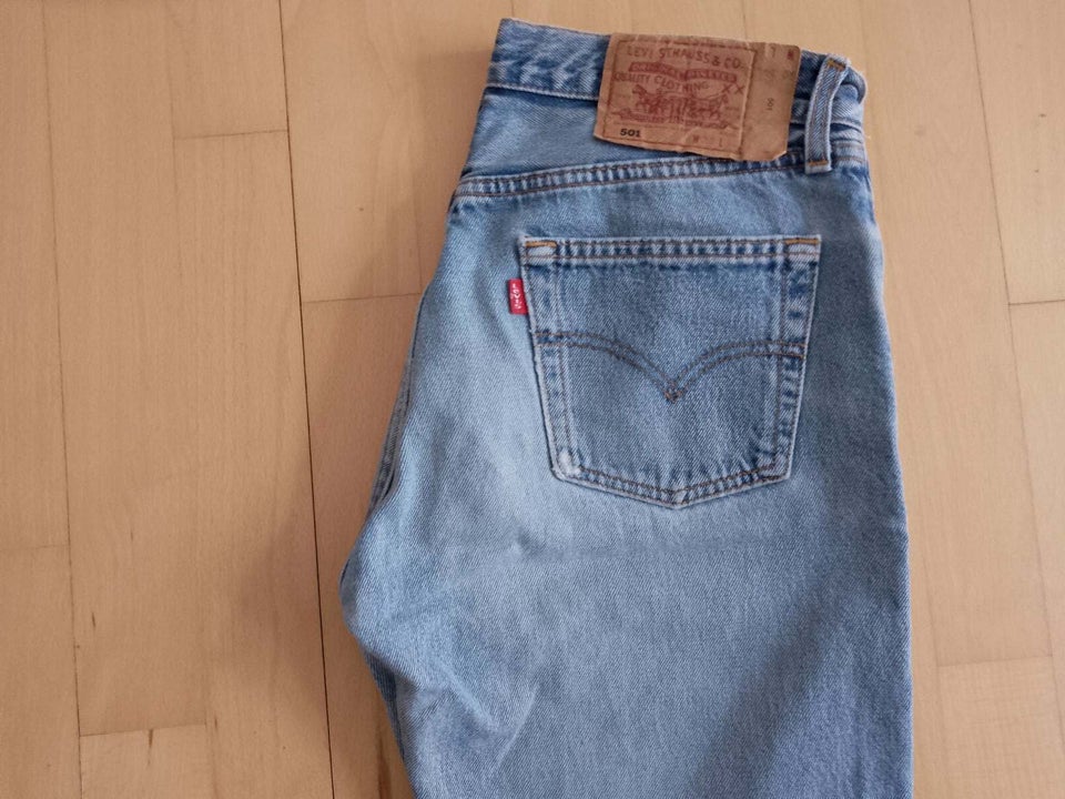 Jeans, Levis, str. 30