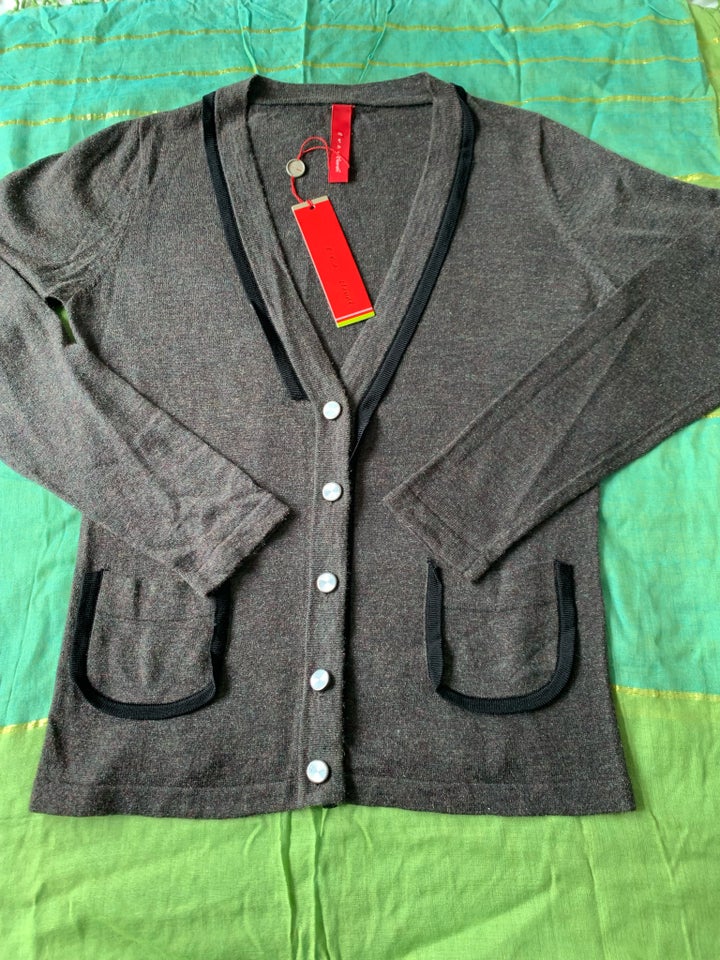 Cardigan, Eva  Claudi, str. 36