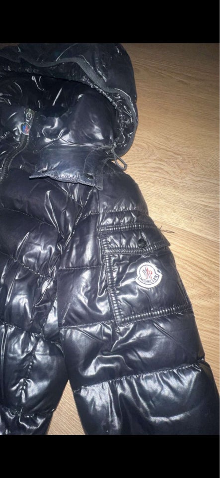 Dynejakke str 36 Moncler jakke